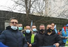 Reprezentanţii sindicatelor din Penitenciarele Ploieşti şi Târgşor au pichetat, ieri, Ministerul Muncii