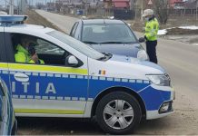 Şi ne mai mirăm de ce este poliţie pe stradă! Un şofer – prins băut la volan, un altul – conducând fără permis…