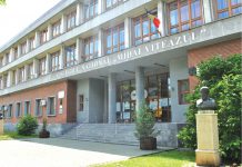 Patru candidați din Prahova au fost admiși cu media 10 la liceu