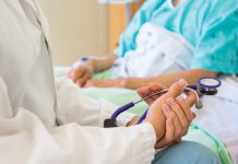Doi din trei români, dispuşi să plătească mai mult pentru acces la servicii medicale mai bune