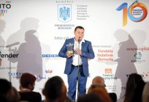 Unul dintre cei 12 profesori premianţi ai Galei MERITO este ploieştean