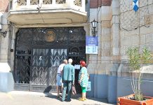 Mizeria şi neregulile au închis Halele Centrale Ploieşti