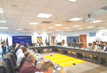 Prinsă la jumătate, între avarii și răcirea vremii,/ Societatea Termo Ploieşti are buget pentru continuarea furnizării apei calde şi a căldurii