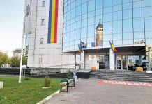La Ploiești, se pot depune cererile pentru acordarea de vouchere educaționale
