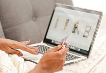 Comerţul online în România reprezintă 14% din totalul pieţei