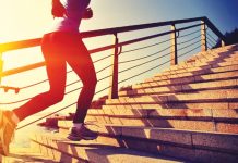 Urcatul scărilor și mersul rapid pot reduce riscul de cancer