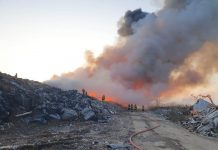 Pompierii prahoveni s-au luptat trei zile cu incendiul care a cuprins un depozit  de deșeuri din Ariceștii Rahtivani