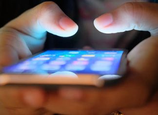 Timpul petrecut pasiv în faţa ecranelor ar putea creşte riscul de demenţă