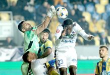 Final de tur cu o remiză albă