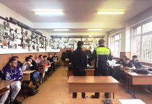 Mii de cadre didactice şi elevi din ţară – beneficiari ai campaniei „Tăcerea e tot violenţă. Vocea ta e soluţia“