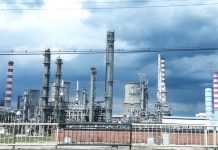 Vuietul puternic din noaptea de sâmbătă spre duminică a provenit de la Petrotel-Lukoil